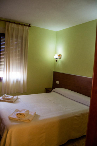 Bedroom 2, El Roble Hotel Restaurante, Zamora