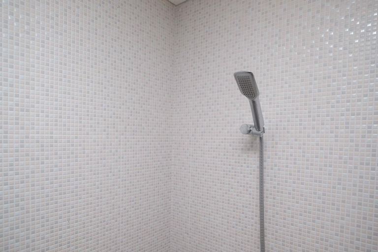 Bathroom 6