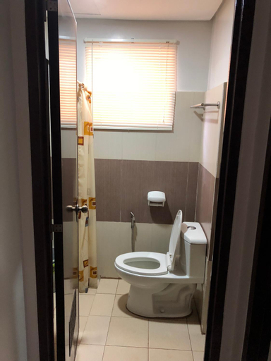Bathroom 10