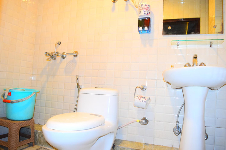 Bathroom 2, Hotel Amba Regency, East Sikkim
