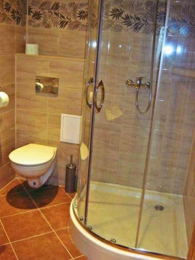 Bathroom 3, Zajazd Irys, Będzin