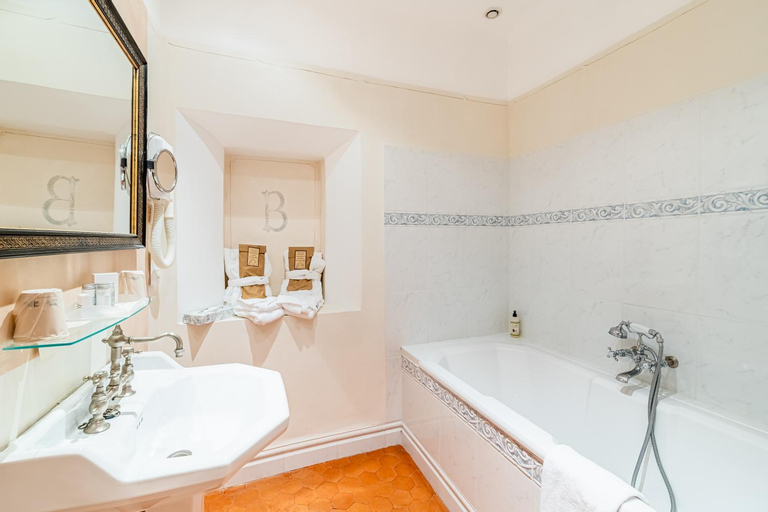 Bathroom 6