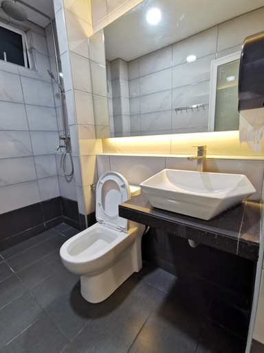 Bathroom 3, Secret Garden Warni Villa (MUAR), Muar