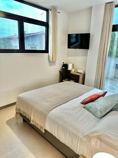 Others 5, Civico 29 rooms, Verona