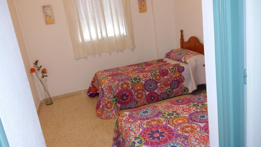 Others 4, Pension Campomar, Huelva