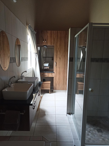 Bedroom 3, Umkhaya Lodge, Umkhanyakude