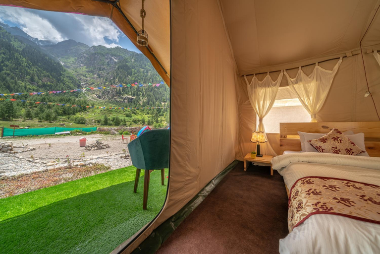 Bedroom, Eskape Adventure Camps, Kinnaur