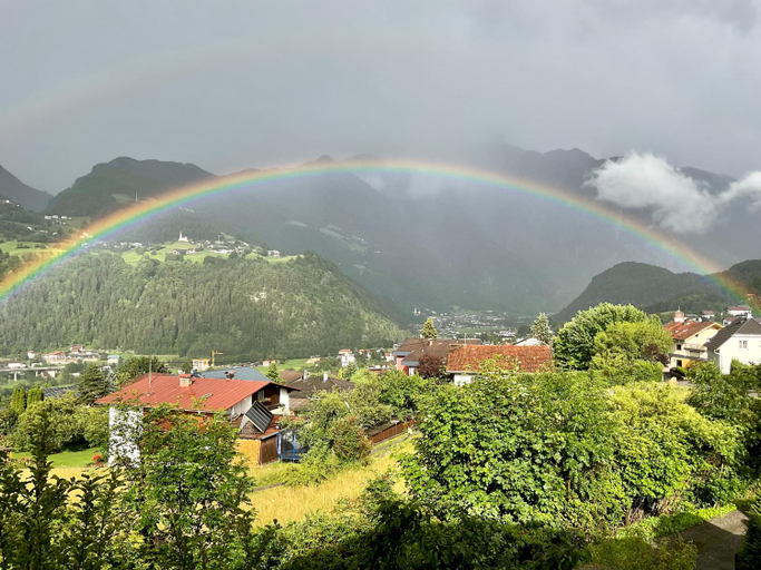 Others 5, Double room with a kitchenette and private bathroom in a beautiful surrounding, Imst