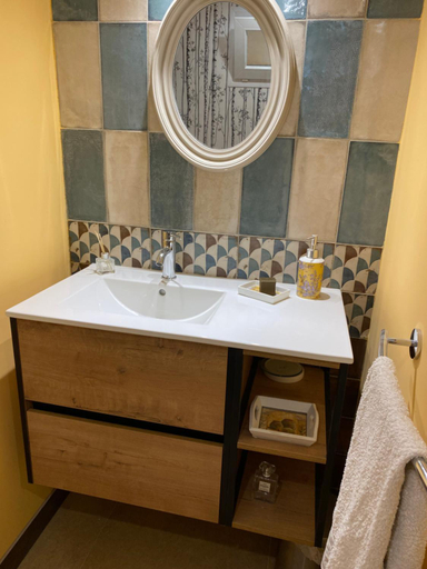 Bathroom, L’oiseau bleu, Var