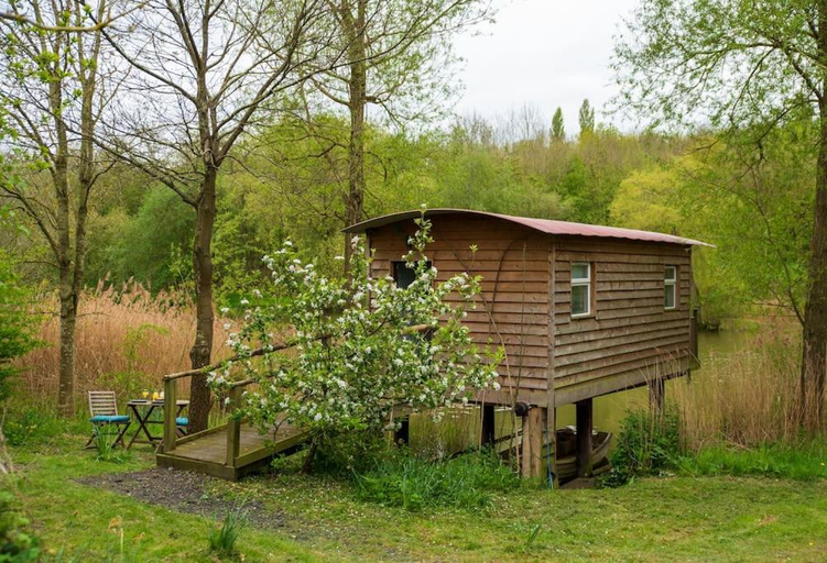 Others 4, Lakeside Cabin on Stilts- 'Kingfisher', Worcestershire