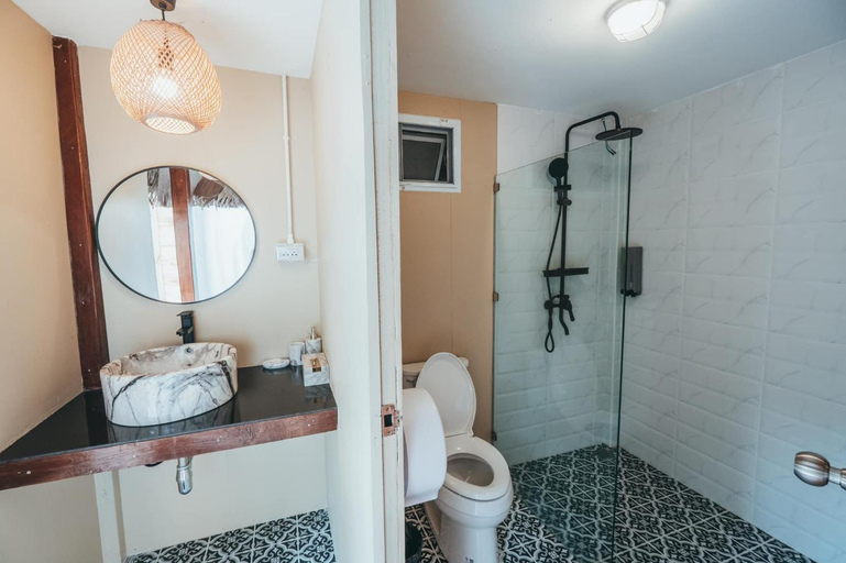 Bathroom 8