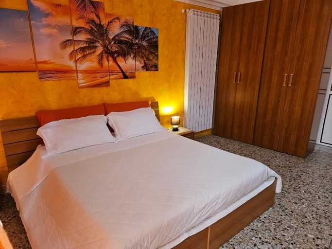 Others 3, B&B Al Borgo, Enna