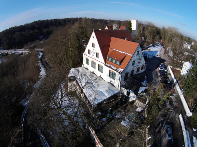 Exterior & Views 2, Schlosshotel Grunwald, München