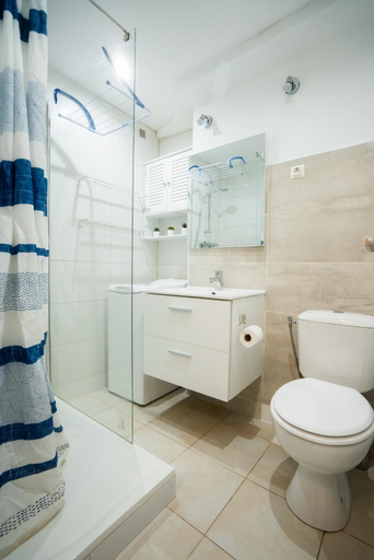 Bathroom 2, Bleu Azur, Alpes-Maritimes