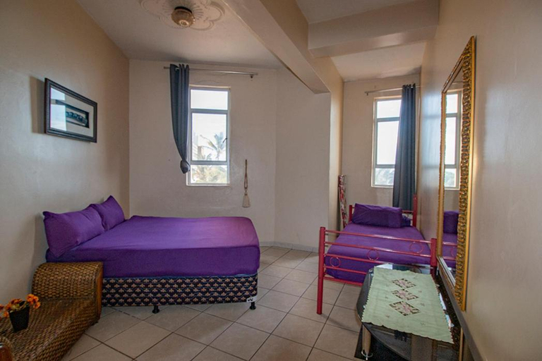 Others 2, Durban Seaside Apartment, eThekwini