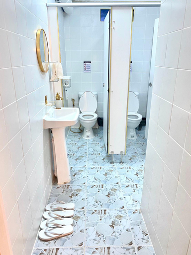 Bathroom 1