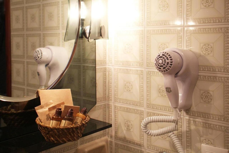 Bathroom 5, Hotel Tre Cime Terminillo, Rieti