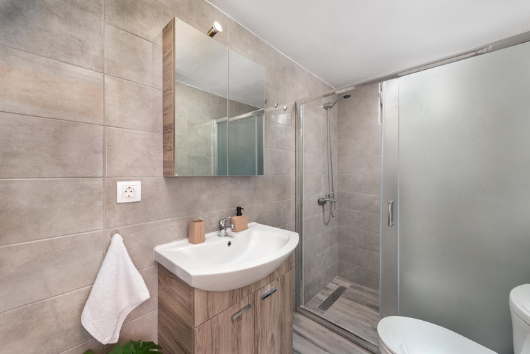 Bathroom, M&K Traditional House, South Aegean