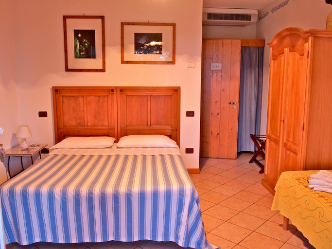 Bedroom 8