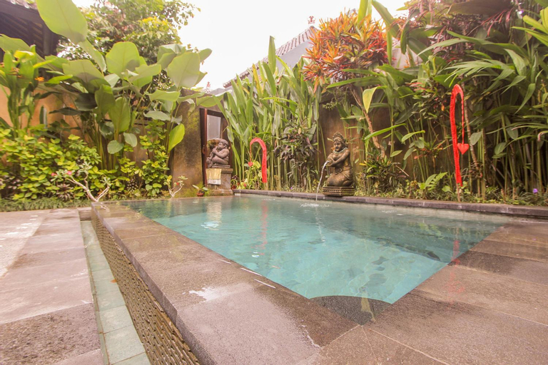 Swimming Pool 11