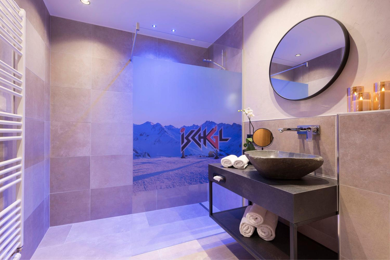 Bathroom 3, Hotel Garni Mirabell, Landeck