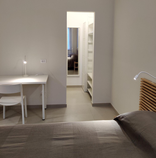 Others 2, Downtown Apartments Merlo, Milano