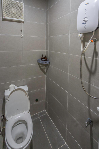Bathroom 9