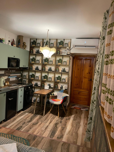 Others 2, kushki's home, Tbilisi