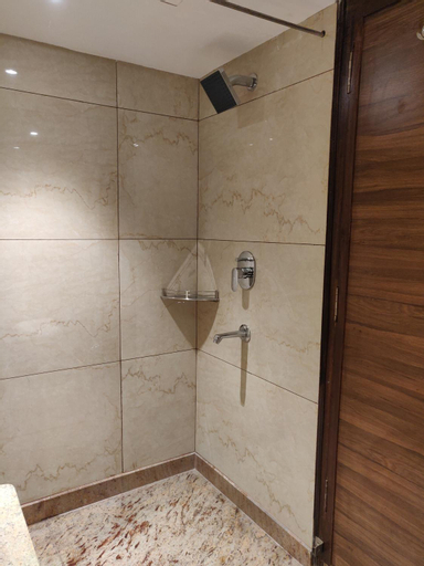 Bathroom 4