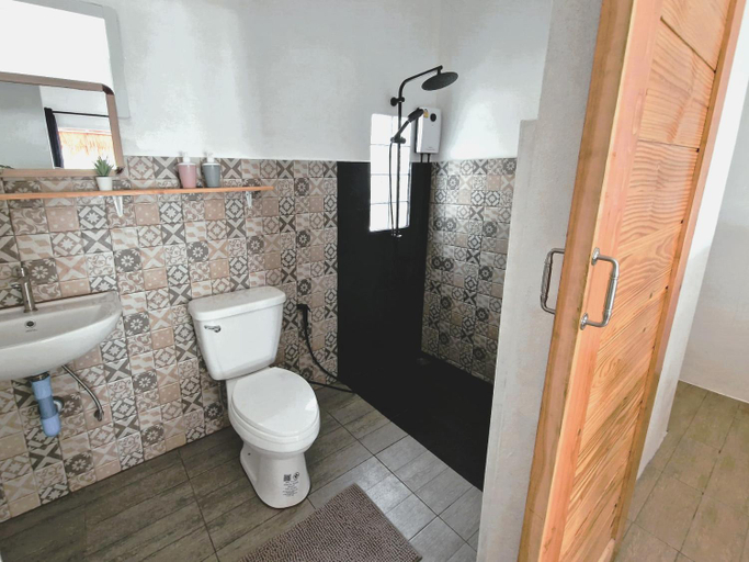 Bathroom, Secret Beach Bungalows, Ko Phangan