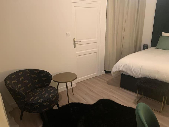 Appartement veloute, Côte-d'Or