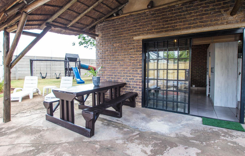Others 3, The Guest Villa, Ekurhuleni