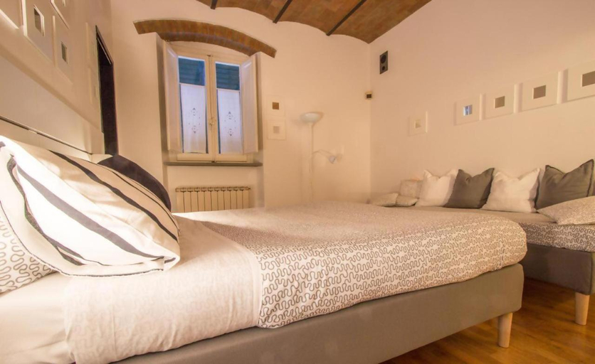 Others 2, La Stazione Per Dormire Guest House, Florence
