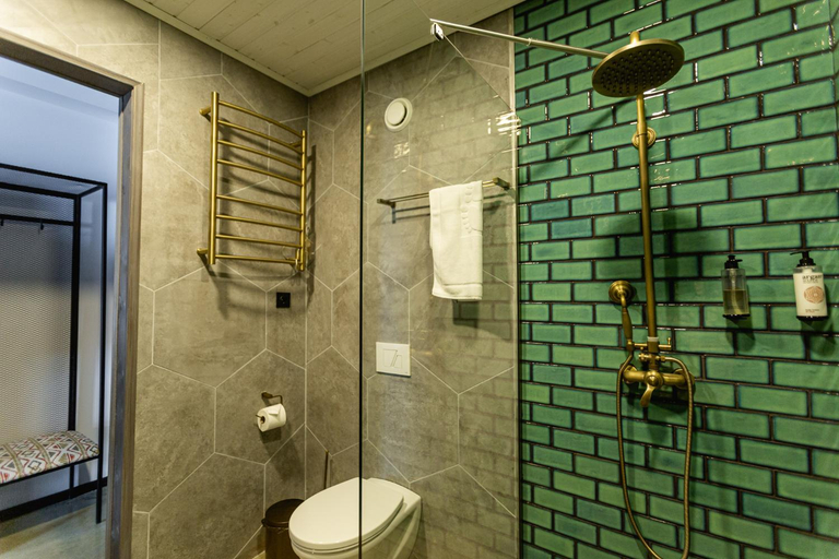 Bathroom 3, Hotel Roshe Gudauri, Kazbegi