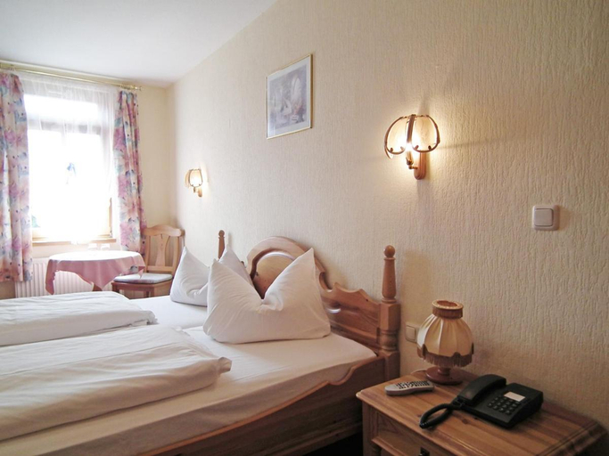 Bedroom 2, Gasthaus & Hotel Zur Linde, Gotha