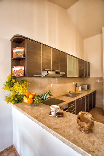 Others 4, Apartment Sun Village Goran