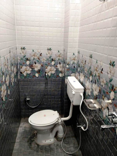 Bathroom 5, RUDRAKSHA PAYING GUEST HOUSE, Varanasi