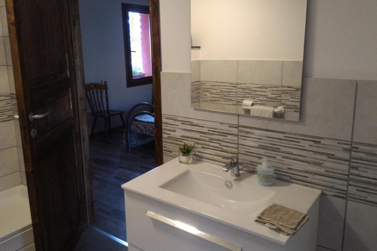 Bathroom, Corona Bed & Breakfast, Medio Campidano