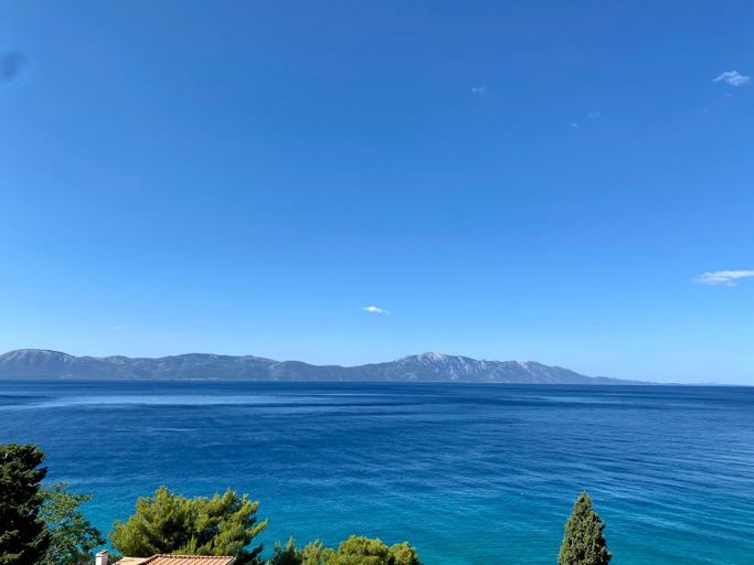 Others 3, Zen Residence, Gradac