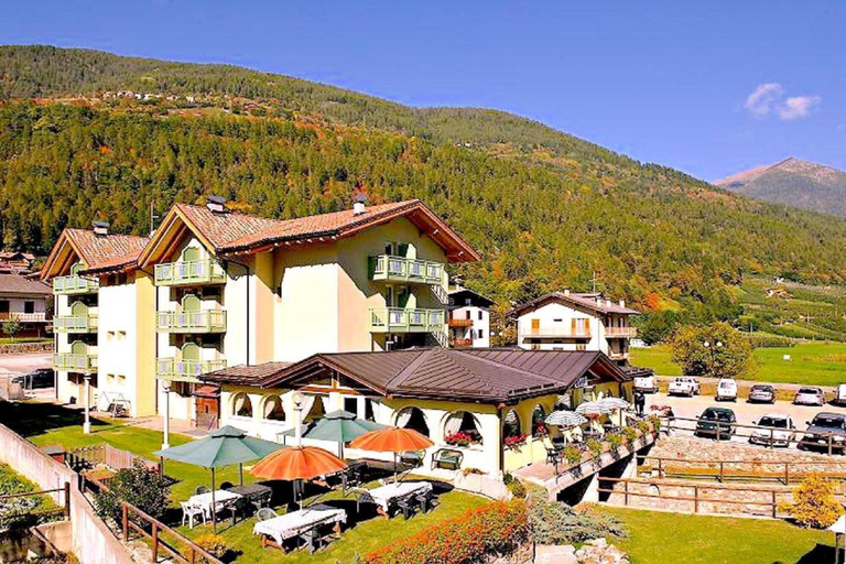 Exterior & Views 2, Garni Maria, Trento