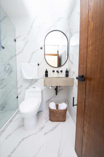 Bathroom, Kuko Suites, Chilpancingo de los Bravo
