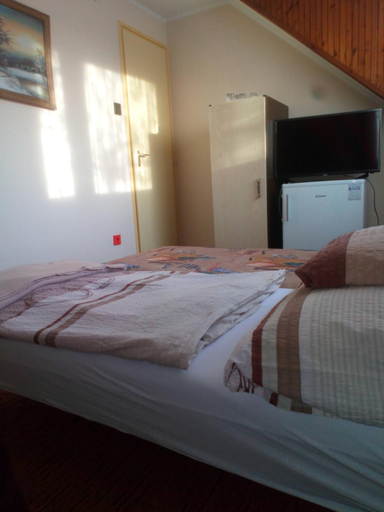 Others 3, Agria Retur Vendeghaz, Eger