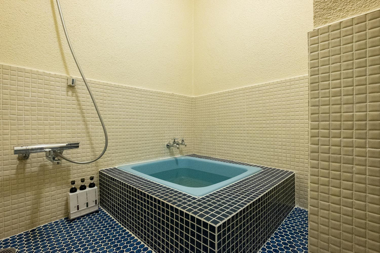 Bathroom 3, Business Hotel Zuihoso, Atami