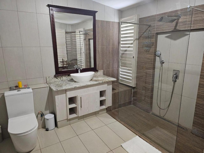 Bathroom 3, Arum Lily Eloff, Nkangala