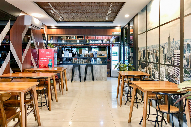 Food & Drinks 5, RedLiving Skyview Setiabudi Apartment Medan - KamarKu, Medan