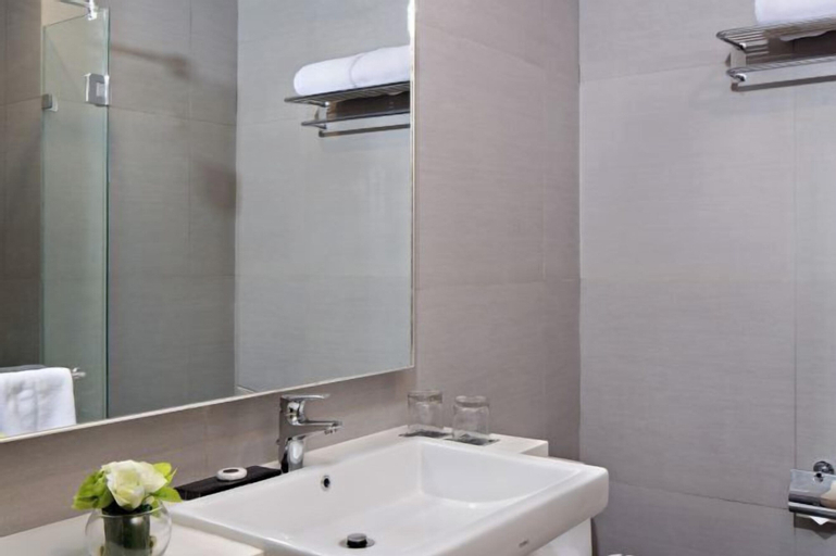 Bathroom 21