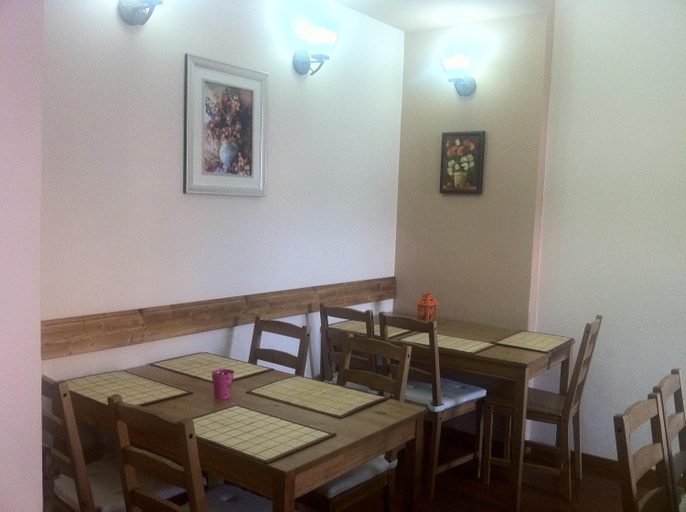 Food & Drinks 4, Pension Daciana, Bacau