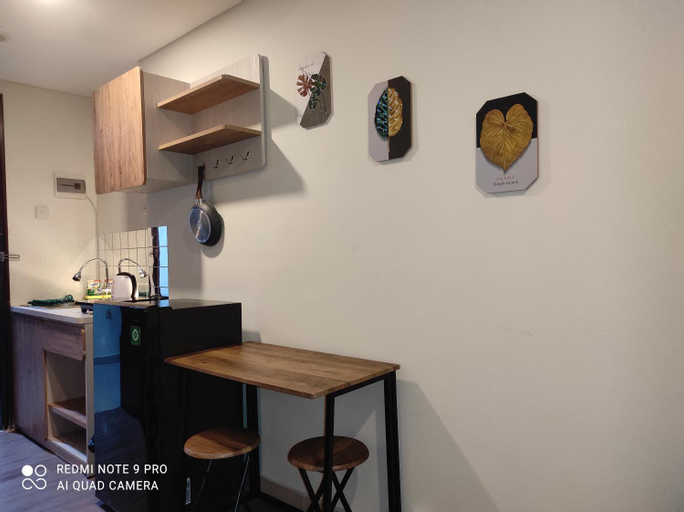 Dining Room 8