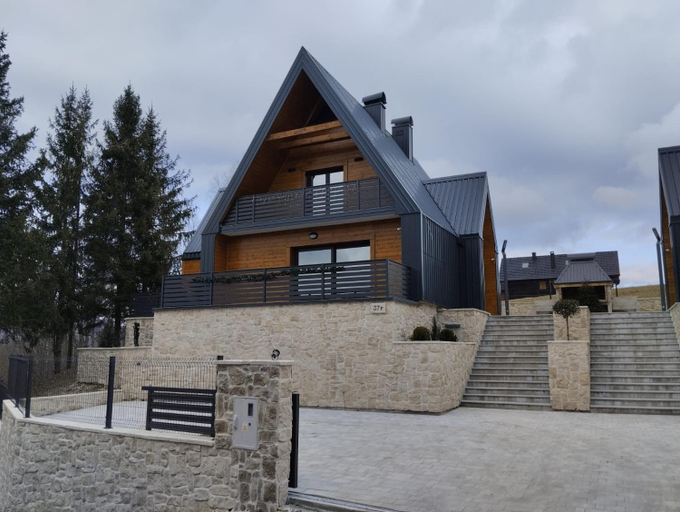 Others 5, Gorski brlog - Kuce za odmor, Ravna Gora