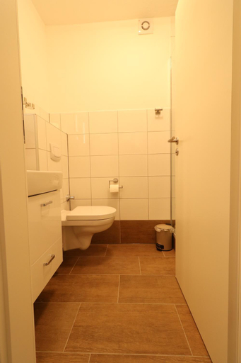 Bathroom 4